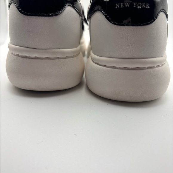 Kate Spade Women White Sneakers with Black Bow - Picture 6 of 13